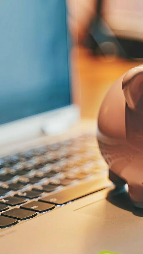 Bleupetrole-communication-agence-mandelieu-la-napoule